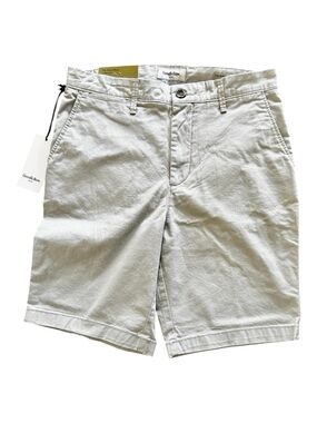 NEW Goodfellow & Co Men’s Light Gray Flat Front Shorts